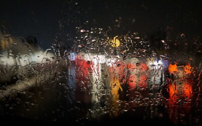 Mastering Wet Weather Driving for Truckers: Safety Insights